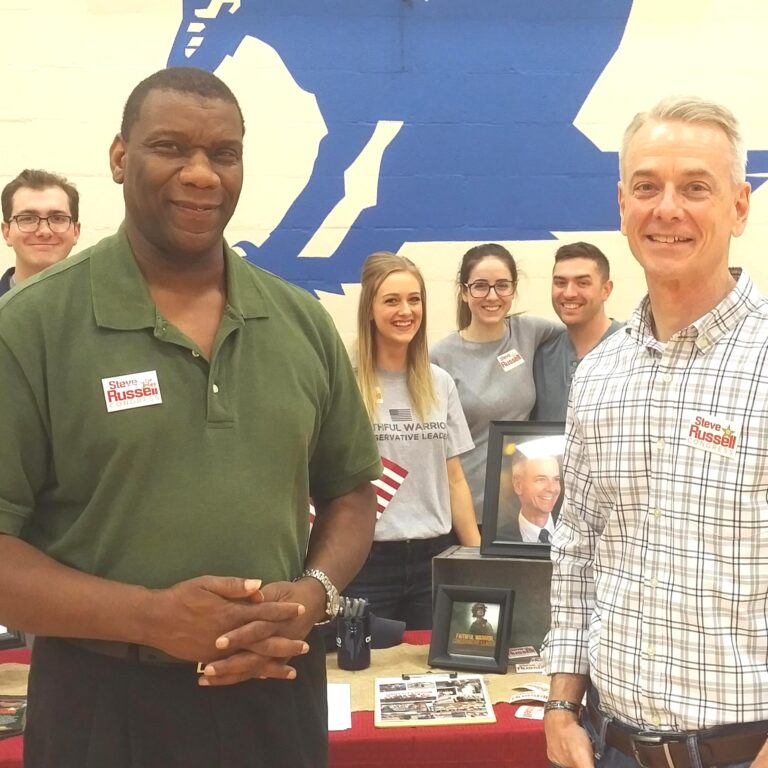 2018_AI_1_Willard-w-Steve-Russell-at-Adam-Elementary